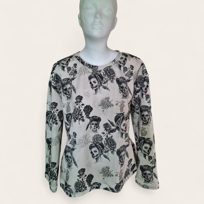 Oversized Sweater nach Wunschbestellung